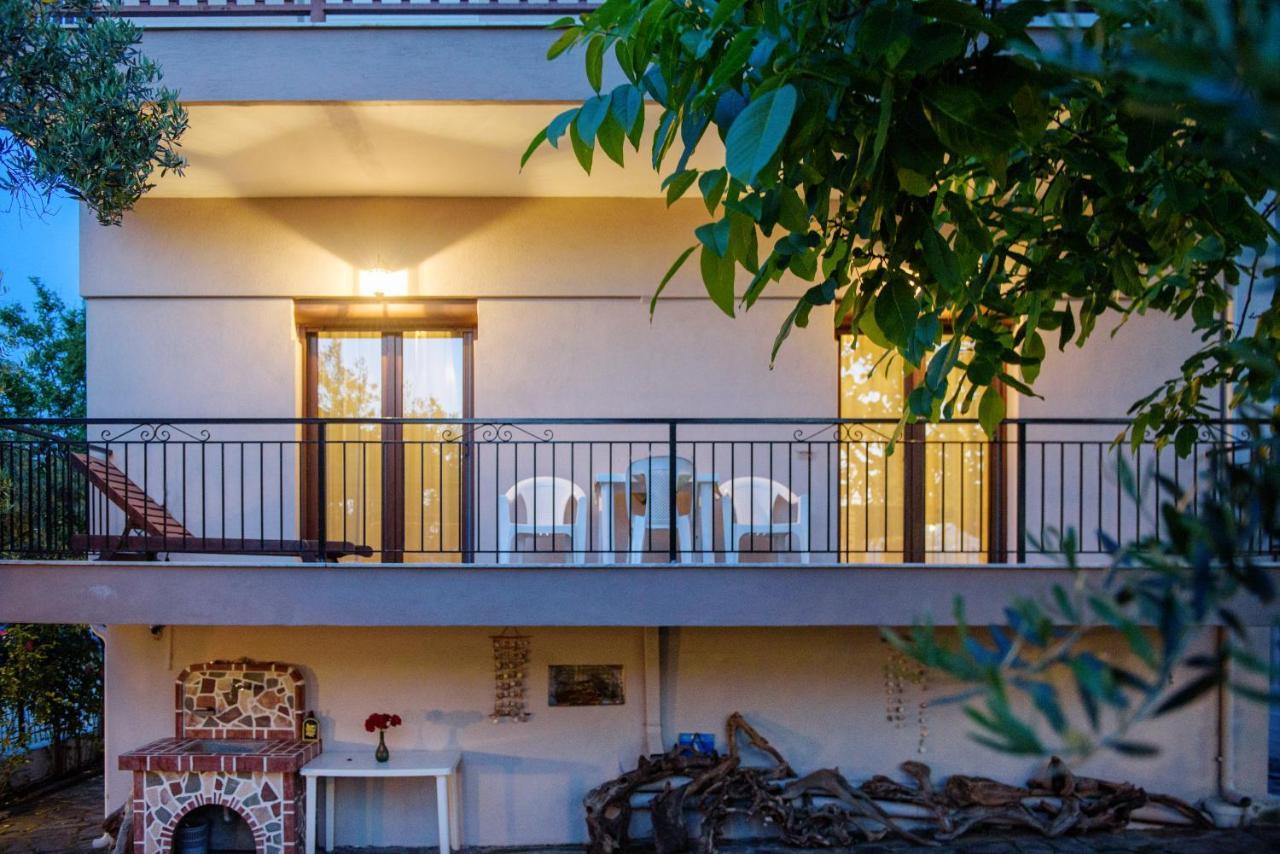 Dili Apartments Jeriszósz Kültér fotó